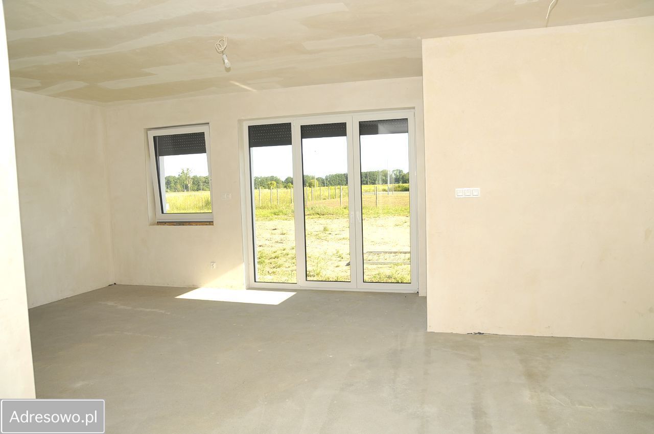 bliźniak, 5 pokoi Międzyrzecz, ul. Żołnierska. Zdjęcie 2