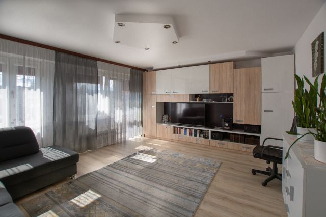 Mieszkanie 4-pokojowe Białystok Piaski, ul. Jerzego Waszyngtona. Zdjęcie 1