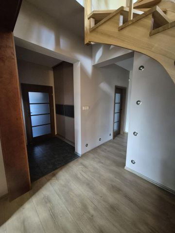 dom wolnostojący, 5 pokoi Humin. Zdjęcie 17