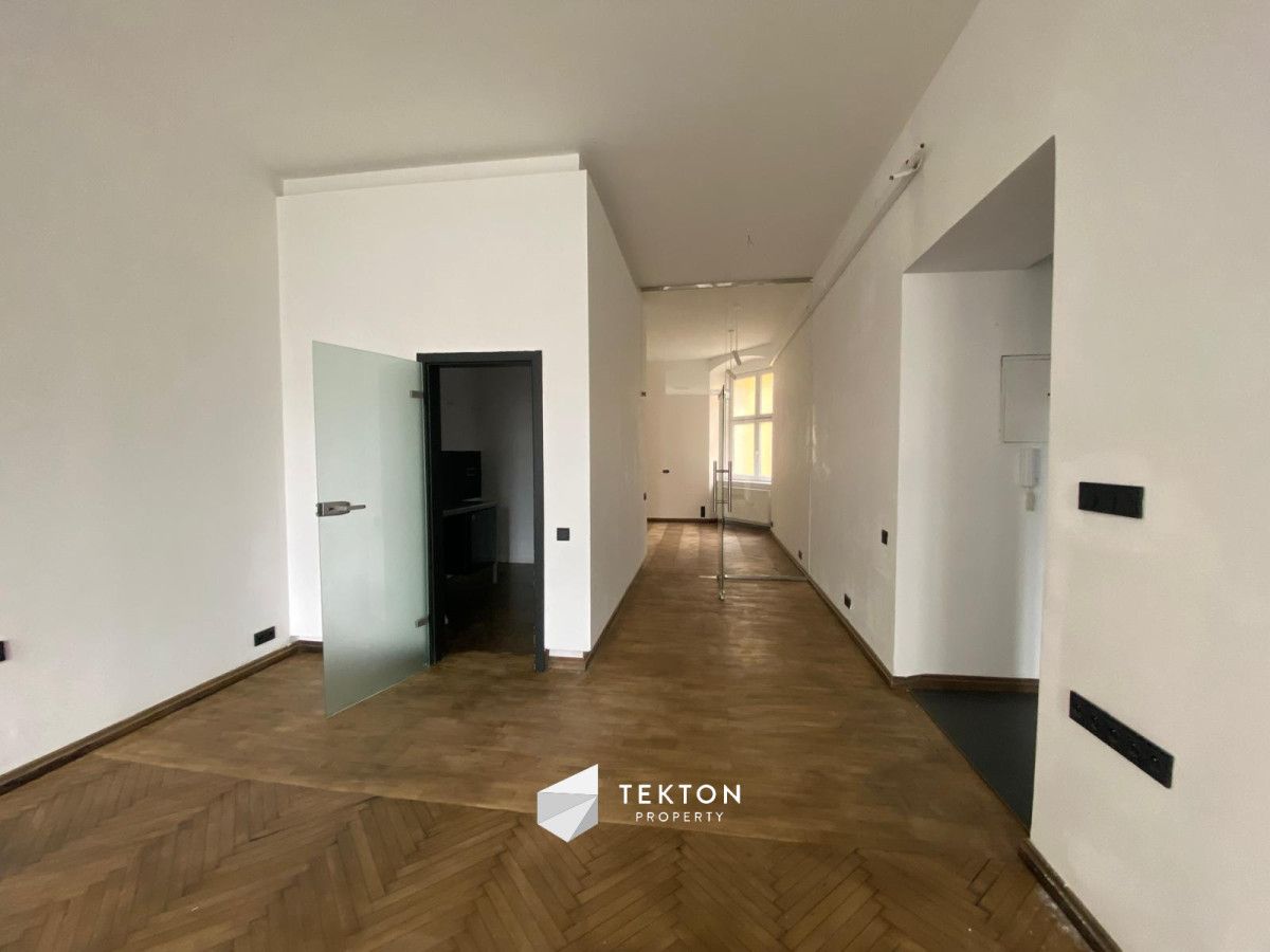 Mieszkanie 3-pokojowe Poznań Stare Miasto, ul. Franciszka Ratajczaka. Zdjęcie 37