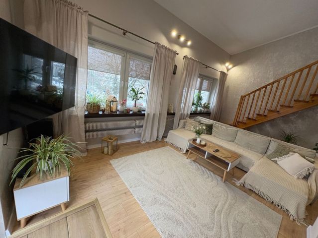 Mieszkanie 4-pokojowe Płock Skarpa, ul. Dobrzyńska. Zdjęcie 1