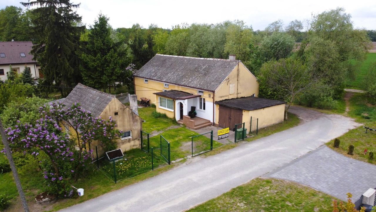 dom wolnostojący, 4 pokoje Mariampol. Zdjęcie 1
