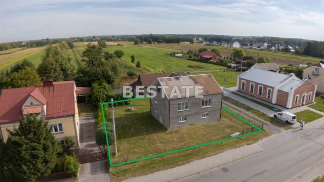 dom wolnostojący, 4 pokoje Radomyśl Wielki. Zdjęcie 2