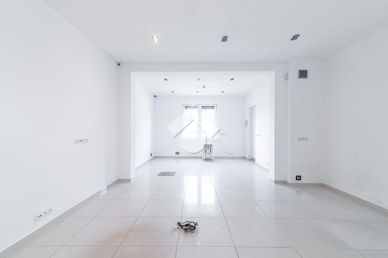 Lokal Kraków Podgórze Duchackie, ul. gen. Henryka Kamieńskiego