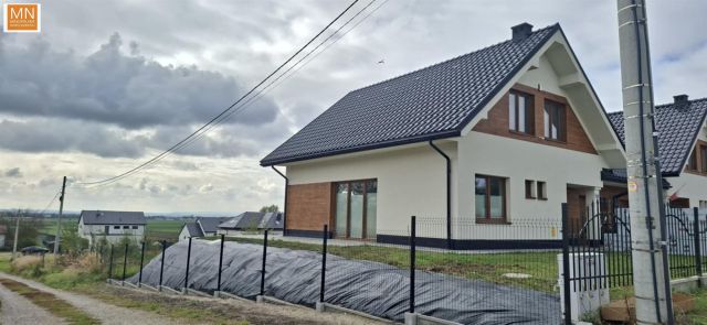 bliźniak, 6 pokoi Tropiszów. Zdjęcie 3