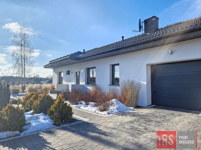 dom wolnostojący, 4 pokoje Dosin, ul. Rumiankowa. Zdjęcie 18