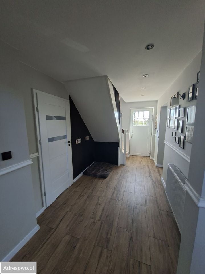 dom wolnostojący, 6 pokoi Wykroty. Zdjęcie 7