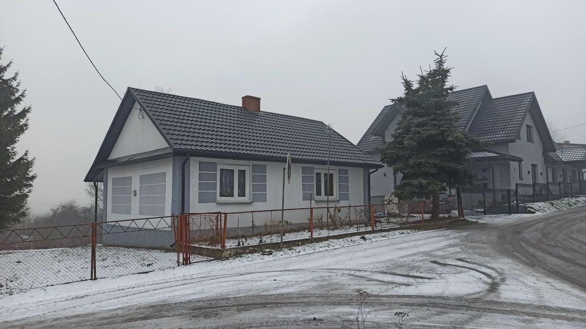 dom wolnostojący Bronisławka. Zdjęcie 2