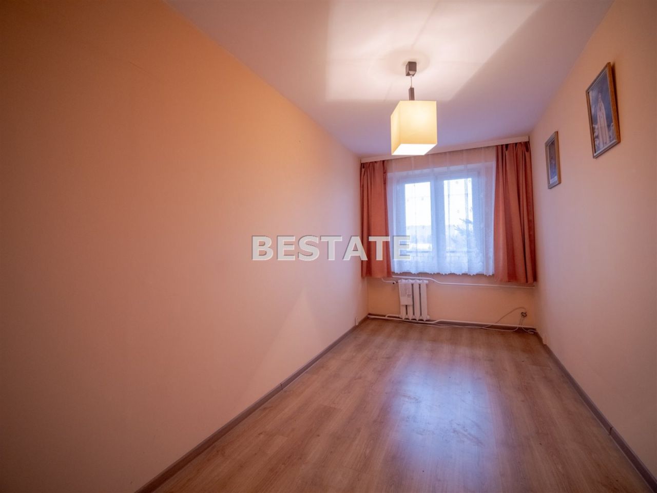 Mieszkanie 3-pokojowe Tarnów. Zdjęcie 3