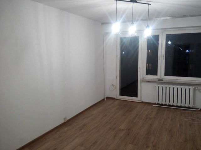 Mieszkanie 3-pokojowe Gomunice, ul. Krasińskiego. Zdjęcie 1