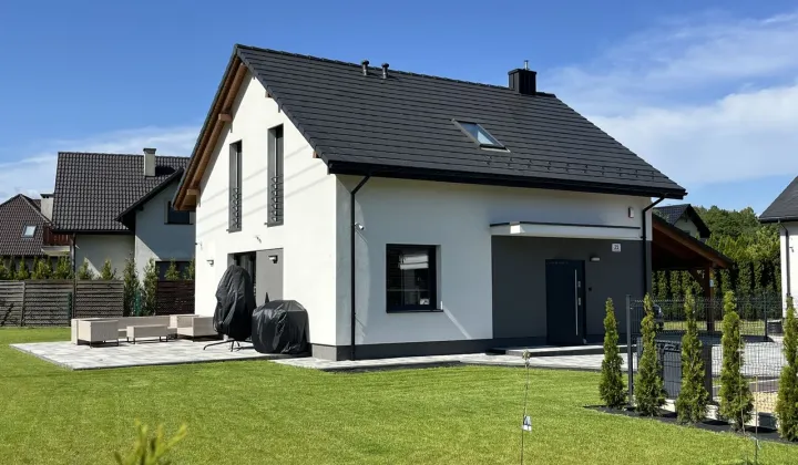 dom wolnostojący, 5 pokoi Pisarzowice, ul. Brzozowa