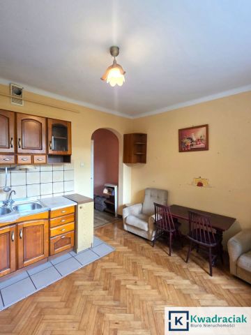 dom wolnostojący, 4 pokoje Sanok, ul. Jana Pawła II. Zdjęcie 13