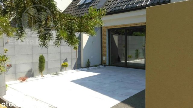 bliźniak, 6 pokoi Wrocław Krzyki, ul. gen. Stefana Grota-Roweckiego. Zdjęcie 13