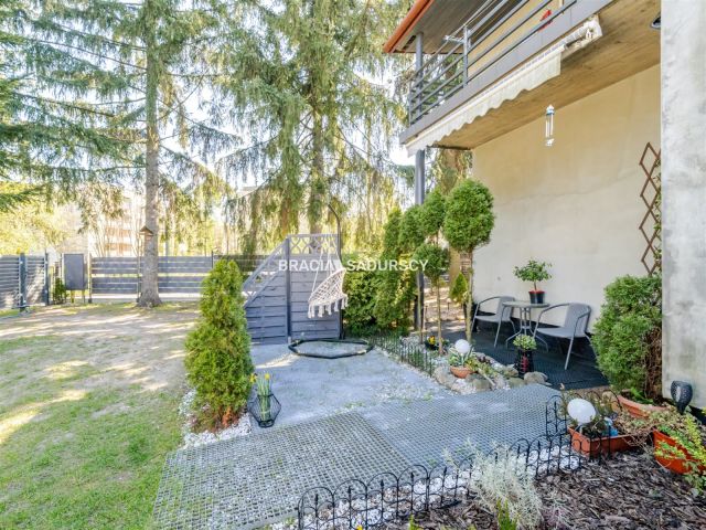 dom wolnostojący, 11 pokoi Kraków Podgórze Duchackie, ul. Nowosądecka. Zdjęcie 16