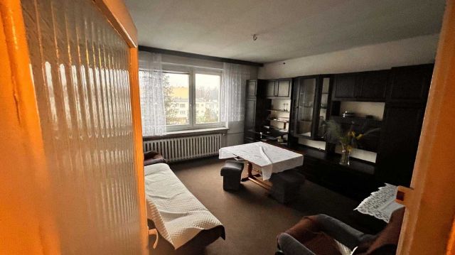 Mieszkanie 3-pokojowe Wołczyn, rynek Rynek. Zdjęcie 1