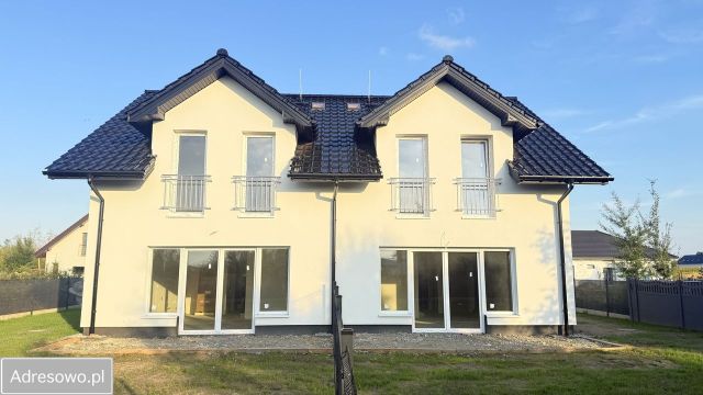 bliźniak, 5 pokoi Krępice. Zdjęcie 1