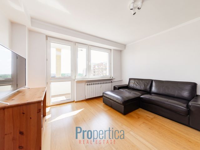 Mieszkanie 3-pokojowe Warszawa Gocław, ul. Stanisława Rogalskiego. Zdjęcie 2