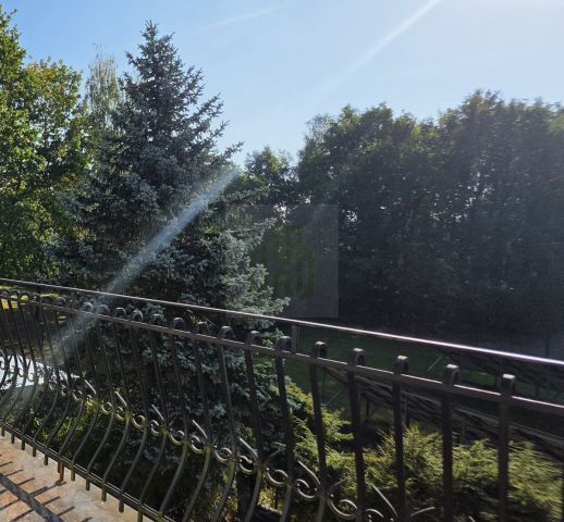 dom wolnostojący, 8 pokoi Grodzisk Mazowiecki. Zdjęcie 18