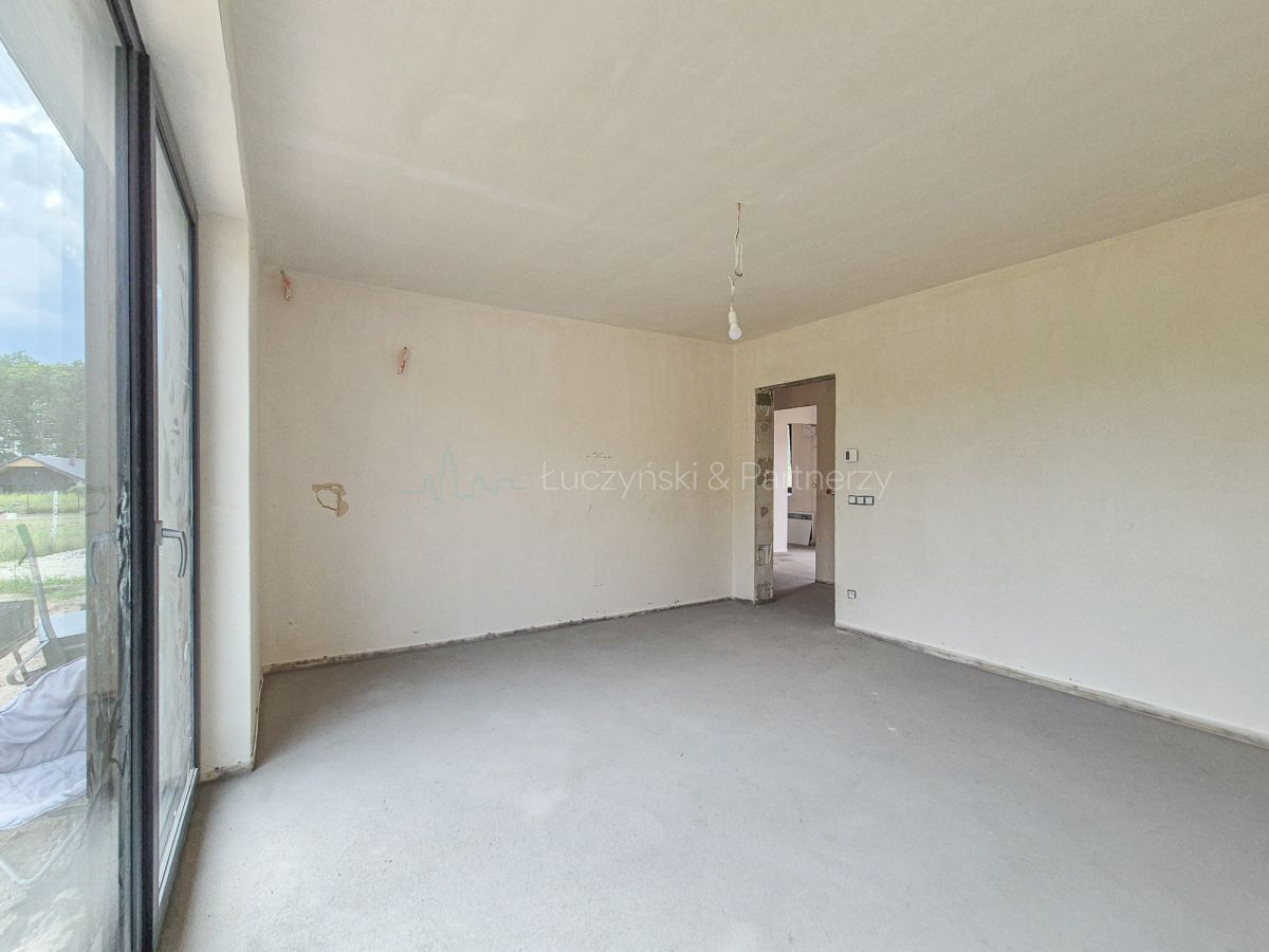 dom wolnostojący, 5 pokoi Komarno. Zdjęcie 13