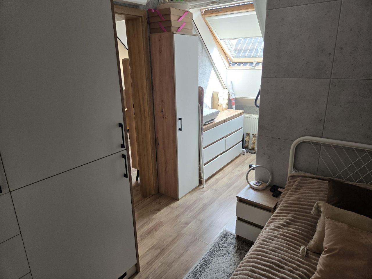 Mieszkanie 3-pokojowe Maksymilianowo, Łabędzia. Zdjęcie 15