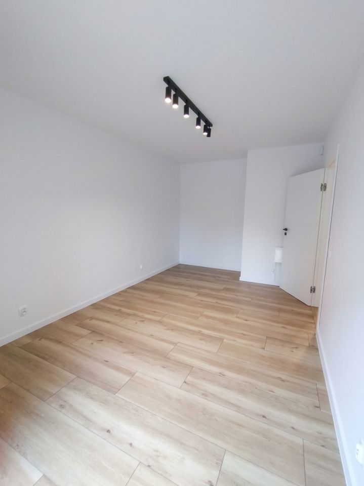 Mieszkanie 4-pokojowe Łódź, ul. ks. bp. Wincentego Tymienieckiego. Zdjęcie 4