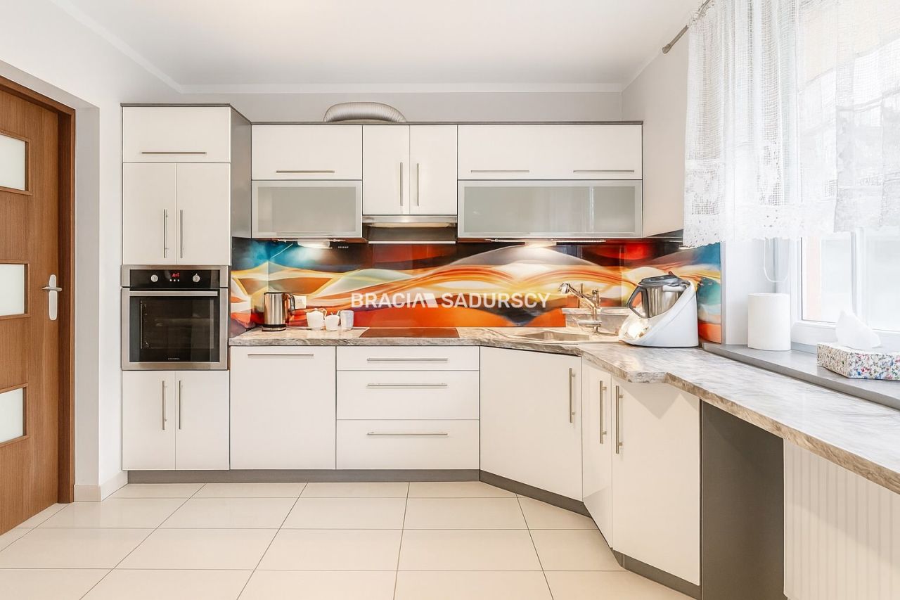 dom wolnostojący, 5 pokoi Wieliczka Krzyszkowice, ul. Modrzewiowa. Zdjęcie 2