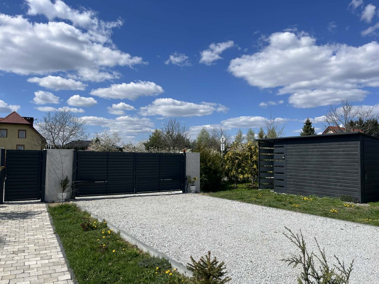 dom wolnostojący, 5 pokoi Smugi Helenów. Zdjęcie 18