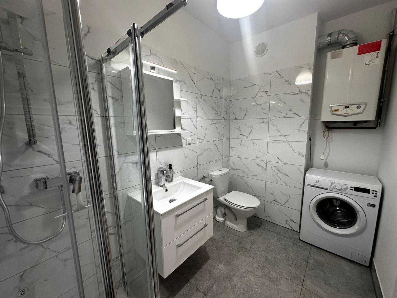 Mieszkanie 2-pokojowe Plewiska. Zdjęcie 4