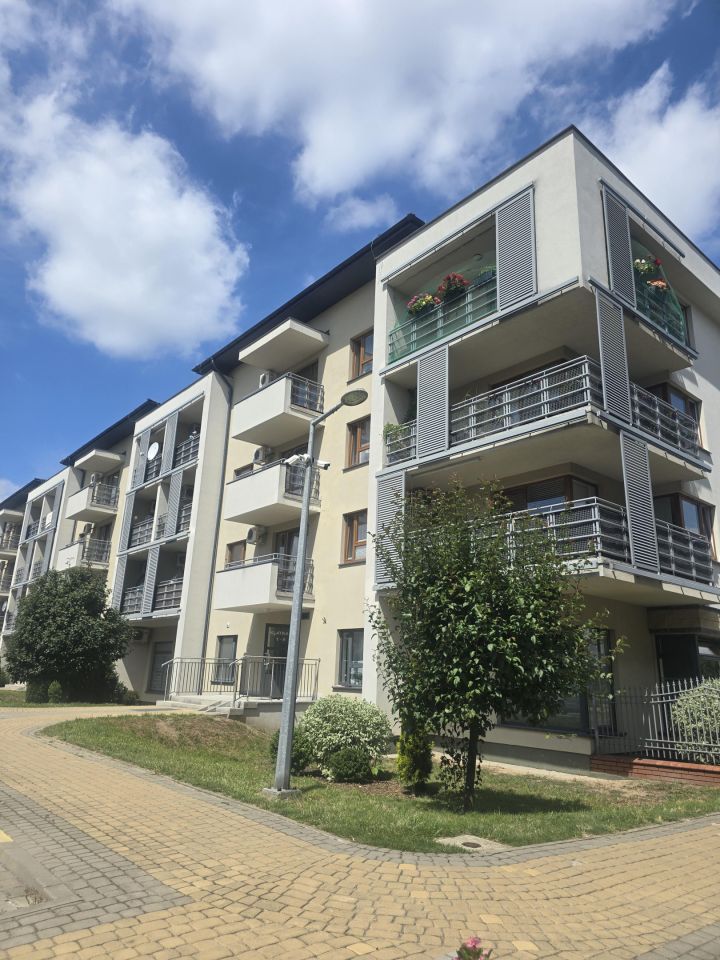 Mieszkanie 3-pokojowe Radom, ul. Adama Rapackiego