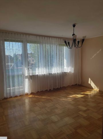 Mieszkanie 3-pokojowe Nasielsk, ul. marsz. Józefa Piłsudskiego. Zdjęcie 1