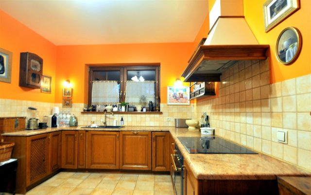 dom wolnostojący, 7 pokoi Radonie, ul. Borowikowa. Zdjęcie 9