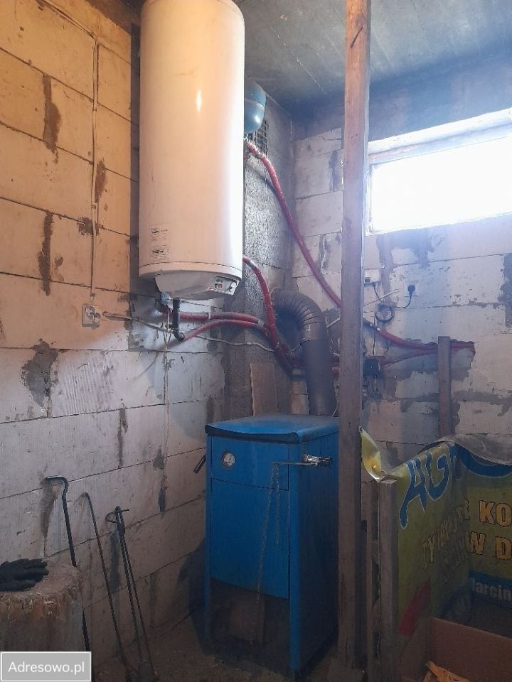 Hala/magazyn Gulbiny. Zdjęcie 20