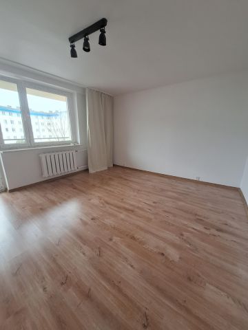 Mieszkanie 3-pokojowe Warszawa Białołęka, ul. Vincenta van Gogha. Zdjęcie 2