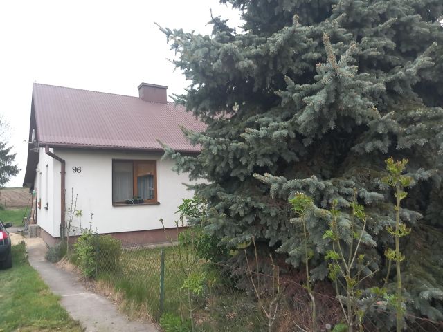 dom wolnostojący, 3 pokoje Klątwy. Zdjęcie 1