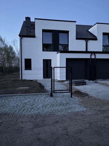 bliźniak, 5 pokoi Wołów, ul. Powstańców Śląskich. Zdjęcie 1
