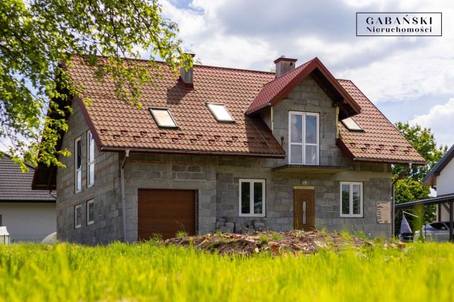 dom wolnostojący, 6 pokoi Tuchów, ul. Działkowiczów. Zdjęcie 2