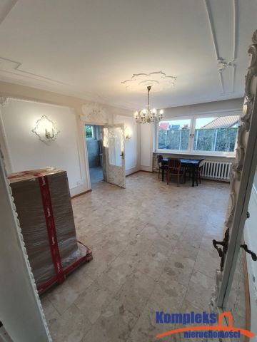 dom wolnostojący, 9 pokoi Szczecin Dąbie. Zdjęcie 1