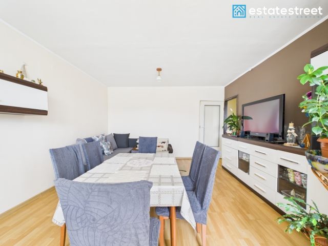 Mieszkanie 4-pokojowe Bielsko-Biała Kamienica, ul. Pięciu Stawów. Zdjęcie 3