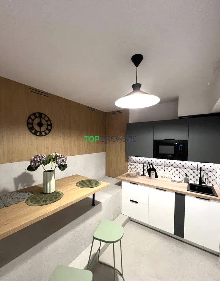 bliźniak, 14 pokoi Warszawa Włochy. Zdjęcie 8