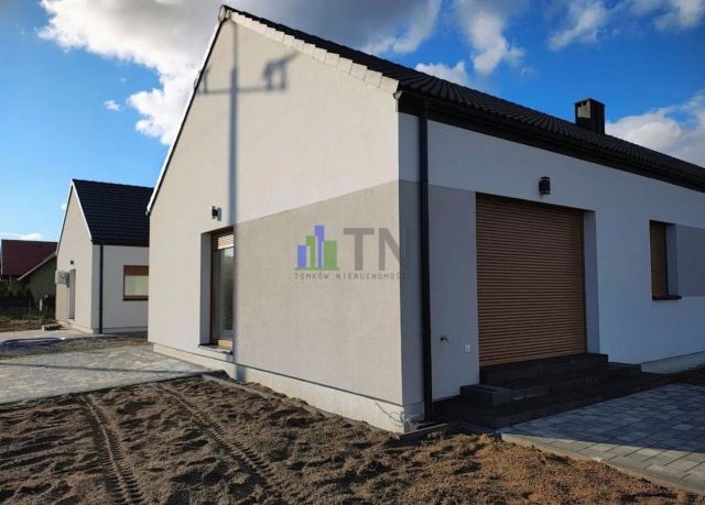 bliźniak, 4 pokoje Chrząstawa Wielka. Zdjęcie 1