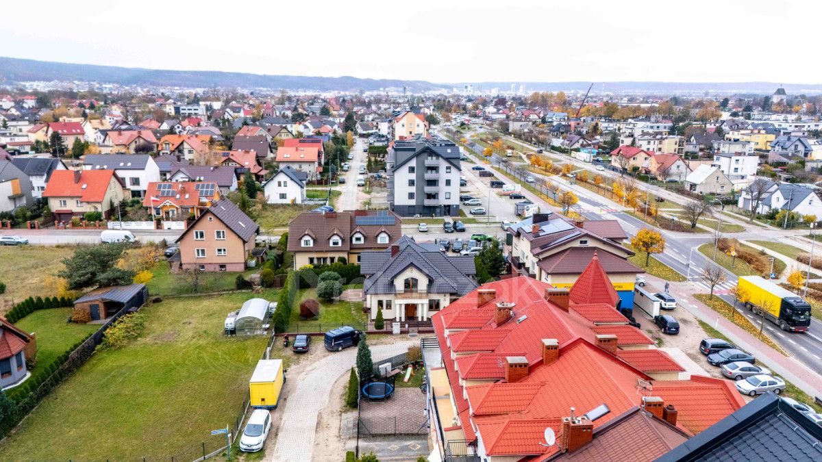 dom wolnostojący, 5 pokoi Rumia. Zdjęcie 5