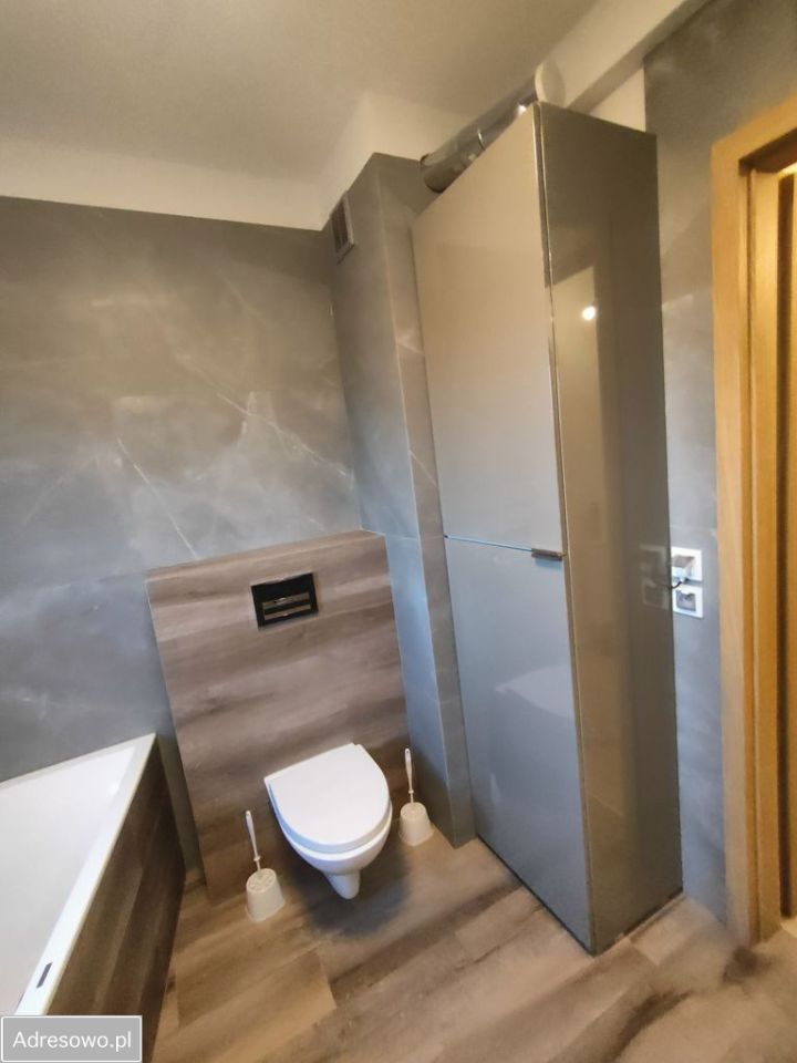 Mieszkanie 5-pokojowe Domaszczyn, ul. św. Judy Tadeusza. Zdjęcie 7