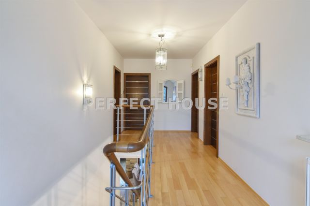dom wolnostojący, 6 pokoi Swarzędz. Zdjęcie 12