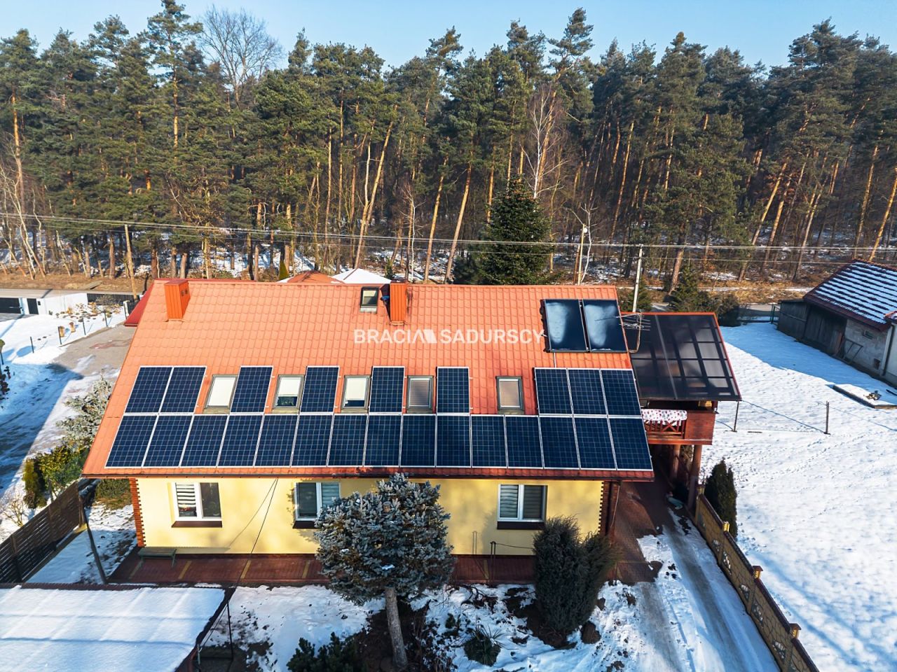 dom wolnostojący, 10 pokoi Brzezie. Zdjęcie 9