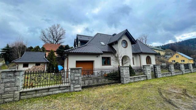 dom wolnostojący Krynica-Zdrój, ul. Ludowa. Zdjęcie 1