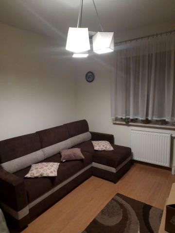 Mieszkanie 3-pokojowe Kielce Ślichowice, ul. Kazimierza Wielkiego. Zdjęcie 1