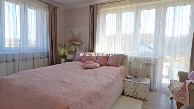 dom wolnostojący, 5 pokoi Przebieczany. Zdjęcie 15