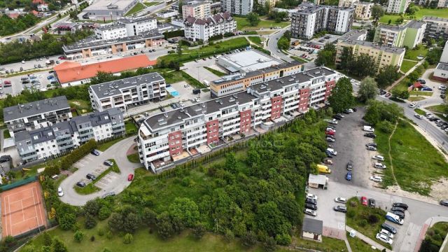 Mieszkanie 5-pokojowe Kielce. Zdjęcie 20