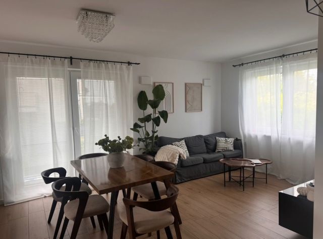 bliźniak, 4 pokoje Wierzchowie. Zdjęcie 1