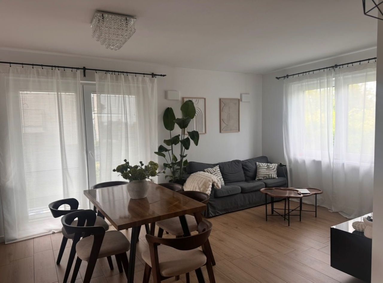 bliźniak, 4 pokoje Wierzchowie. Zdjęcie 1